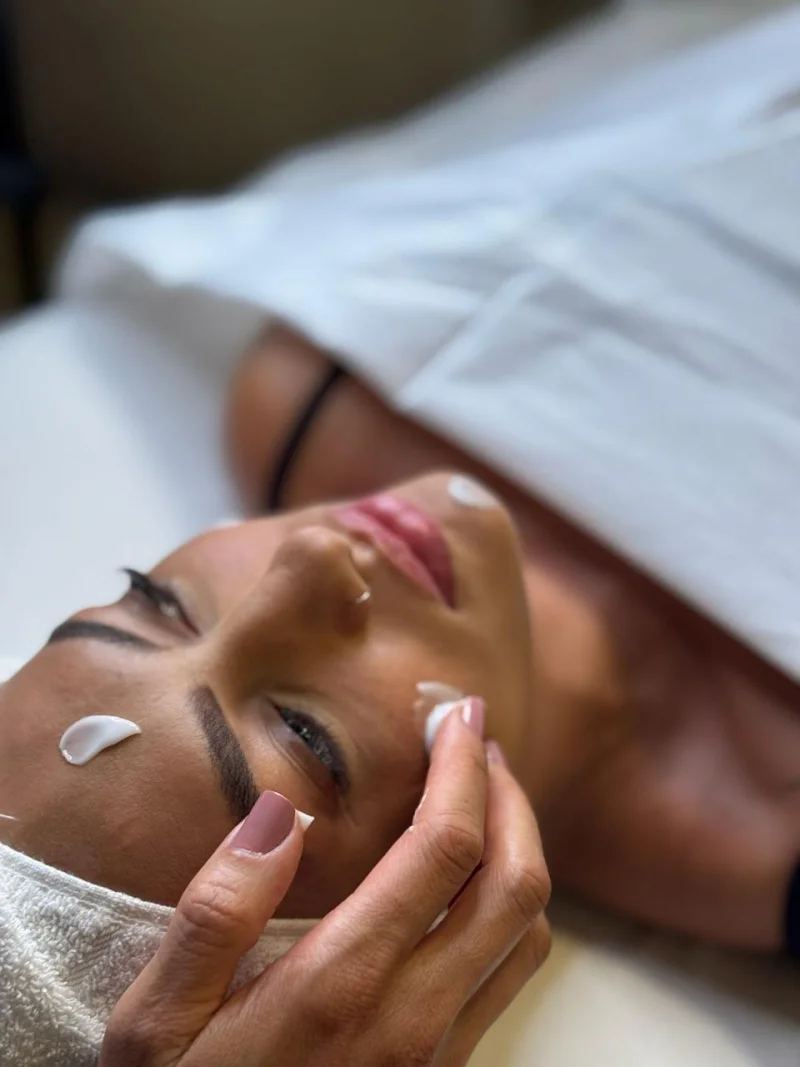 Miracle Face - natural facial lifting from the Renata França Method in Brasília